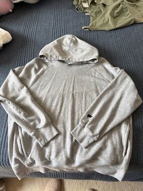 Fabletics sweatshirt with zipper pockets size large
